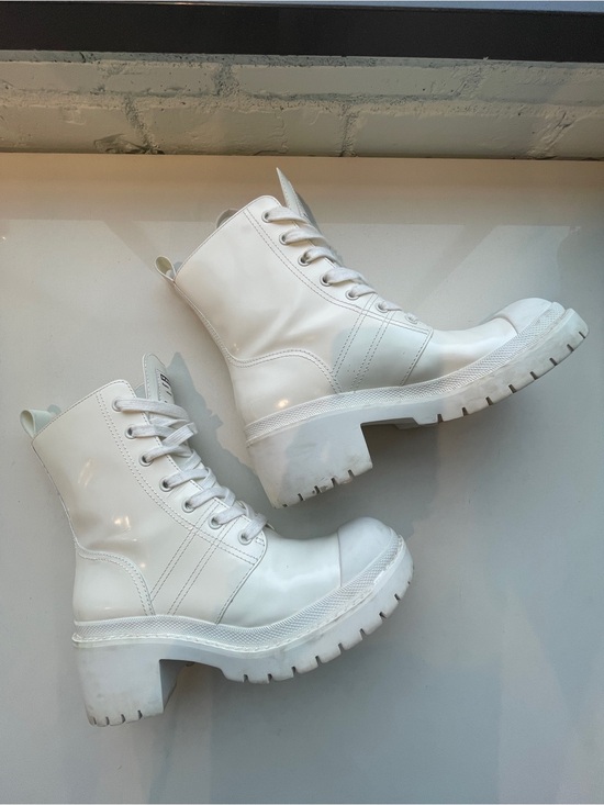 Marc Jacobs Shoes - Marc Jacobs White Bristol Lace-Up Combat Boots